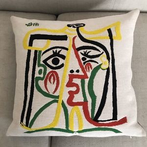 Luxury Picasso Accent Pillow Tête de Famme